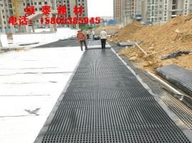 肇庆20高10高车库排水板—绿化阻根板15805385945